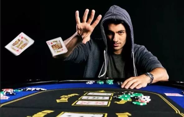 牌大就能赢？先看懂牌型大小再说